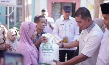 Bupati Solok Launching Bantuan Pangan 2026, 2.197 KK Terima Beras dan Minyak